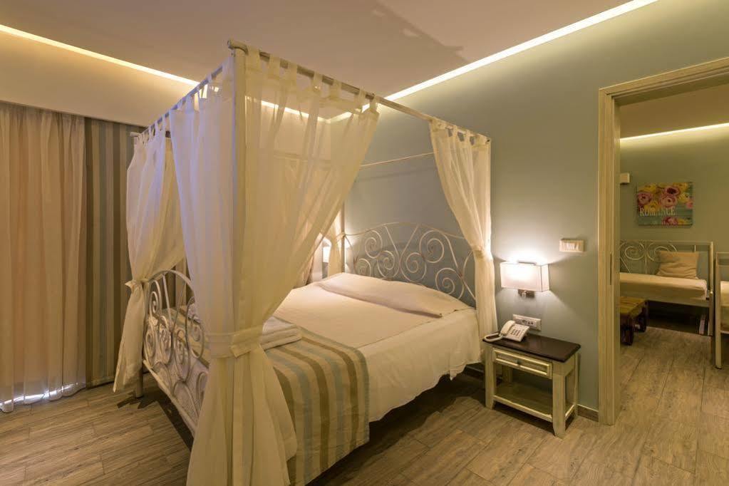 Princess Irini Sea Front Aparthotel Rethymno  Exterior photo