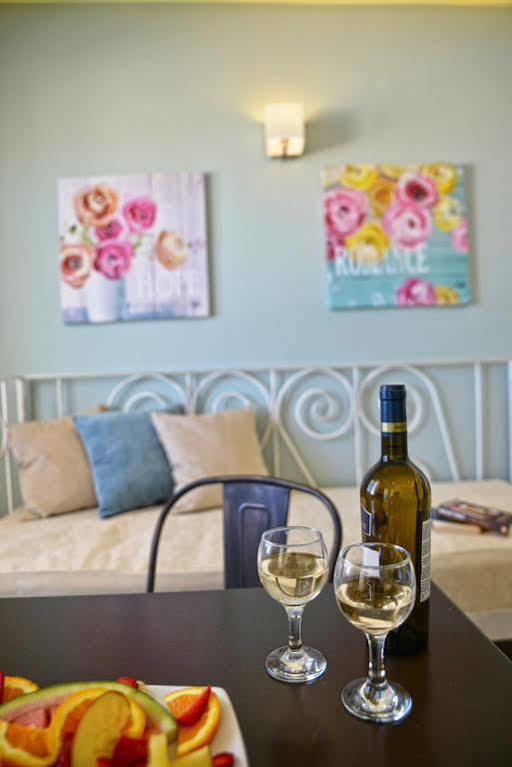 Princess Irini Sea Front Aparthotel Rethymno  Exterior photo